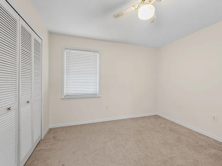 1005 Crazyhorse Ave NW — Photo 16