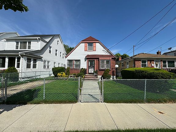 3rd image of 190-21 Williamson Ave