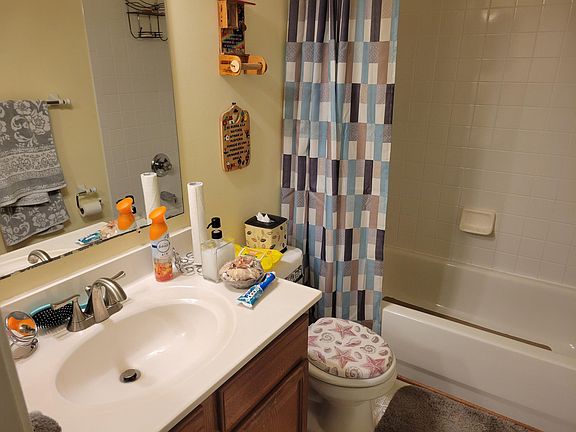 5th image of 8718 Farnham Way #8718