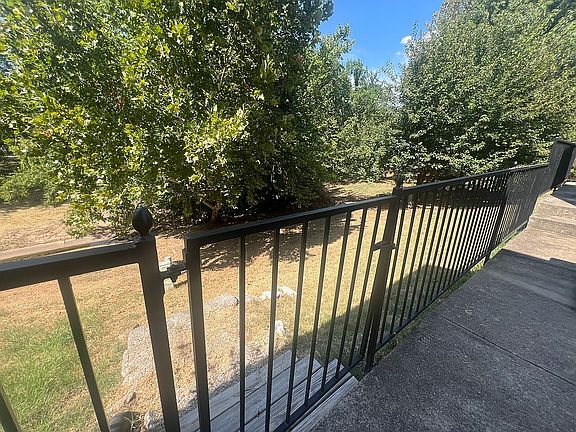 4th image of 3775 Cedar Ridge Dr