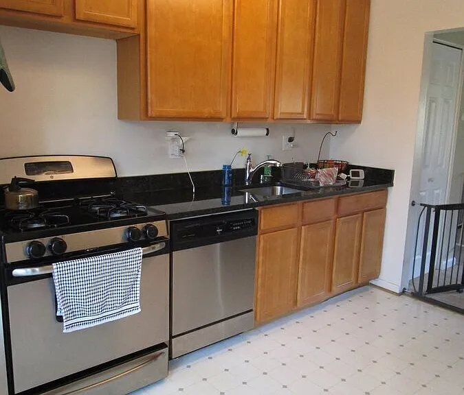 1232 Kathryn Rd — Photo 5