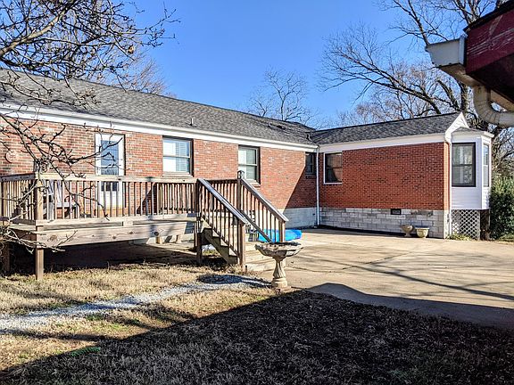 4th image of 2629 Emery Dr