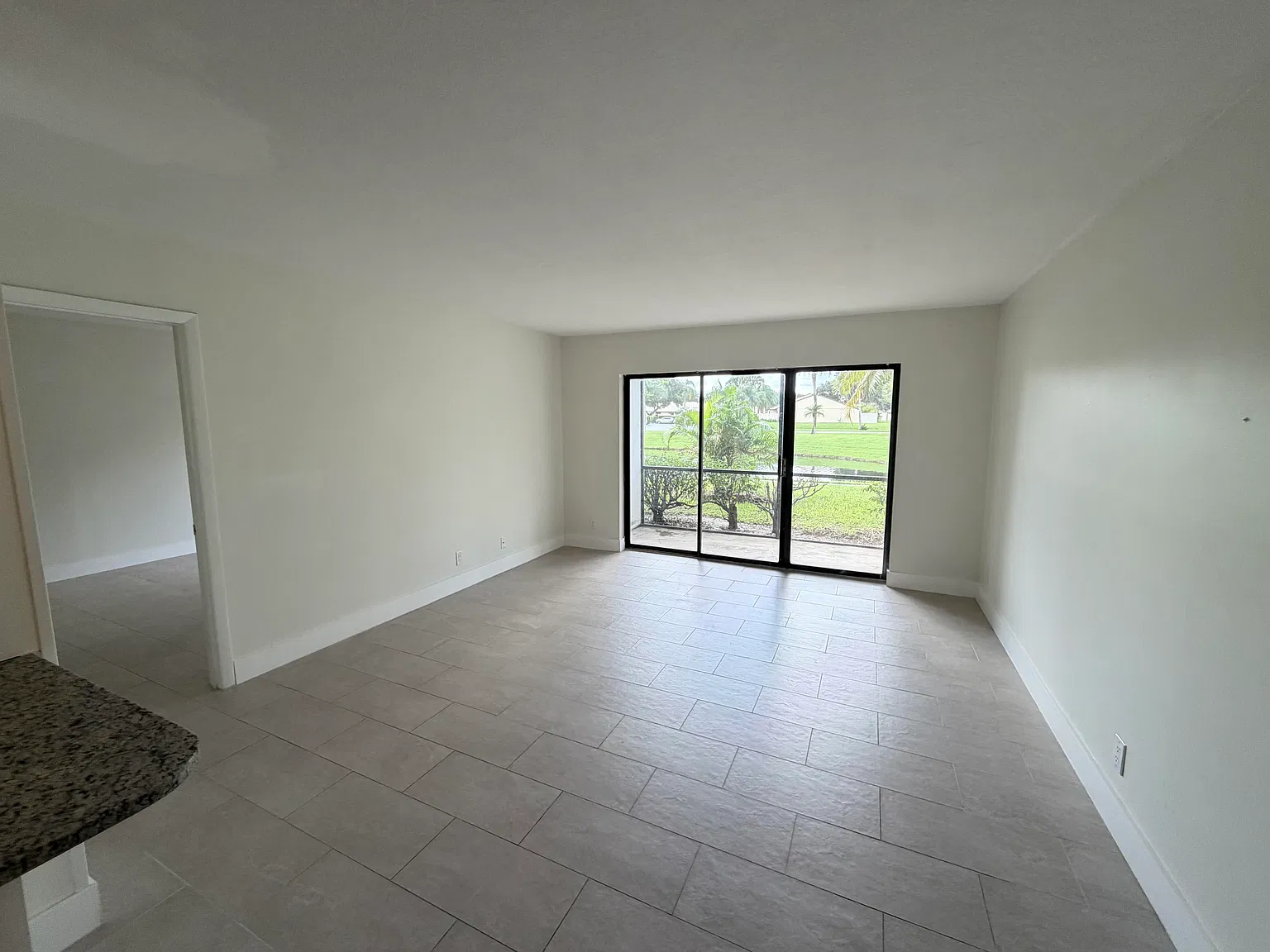 1112 Green Pine Blvd — Photo 3