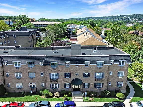2nd image of 416 Maryland Ave APT 2C