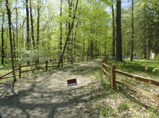 Beech St, Buchanan, MI 49107