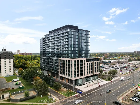 86 Dundas St E #1513, Mississauga, ON L5A 1W4