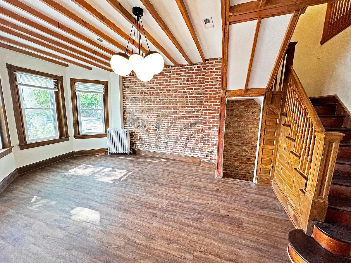 Building Photo - 3127 11th St NW