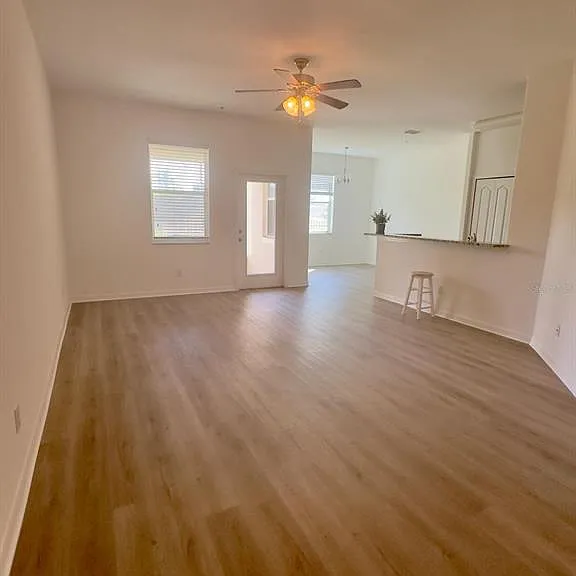 1335 Priory Cir — Photo 2