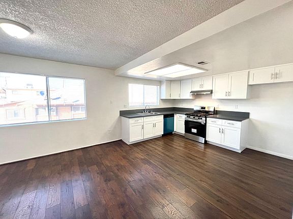 4th image of 225 S Curtis Ave APT C