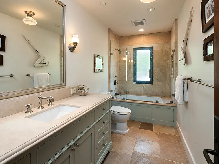 964 Palisades Beach Rd — Photo 35