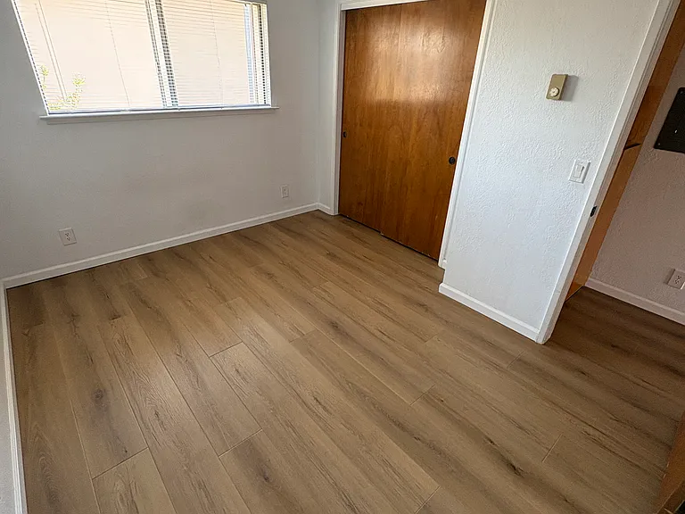 230 Park Ave #3 — Photo 12