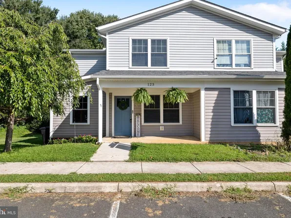 123 Flikeid Ln, Warrenton, VA 20186