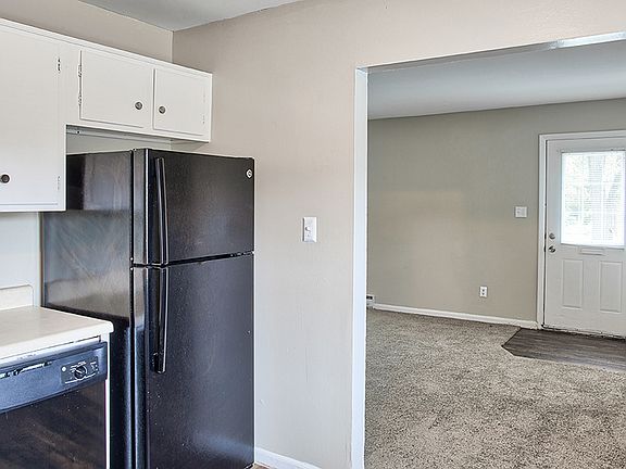 5th image of 1035 Ridgewood Dr #3143788