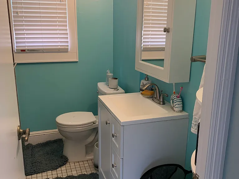 77 Illinois Ave — Photo 15