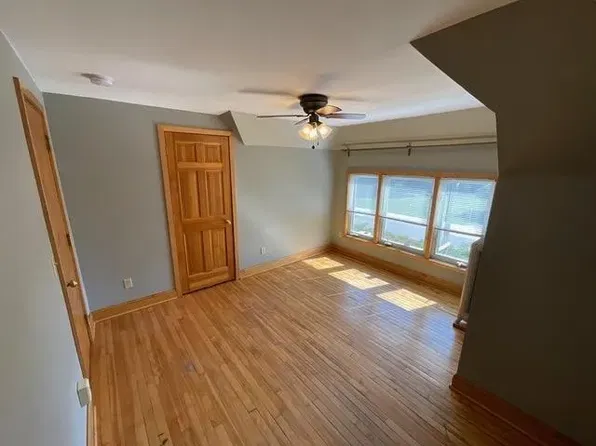 803 Snelling Ave N, Saint Paul, MN