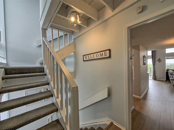 4th image of 549 Demarett Dr