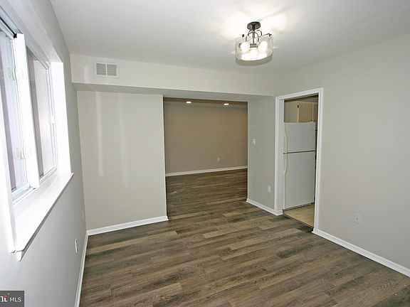 3rd image of 9707 Kings Crown Ct APT 1