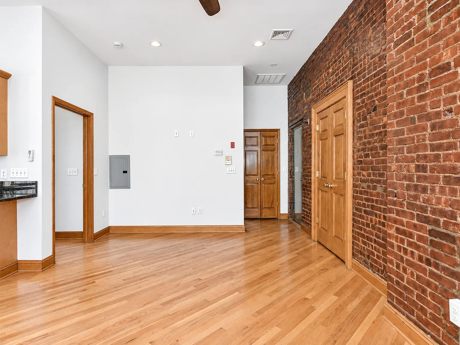 1 bed, $2,750 — Photo 2