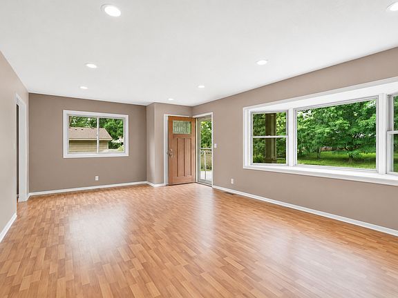4th image of 14901 Williston Ln