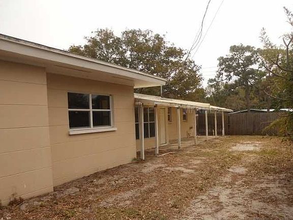 3rd image of 4616 Riverwood Ave