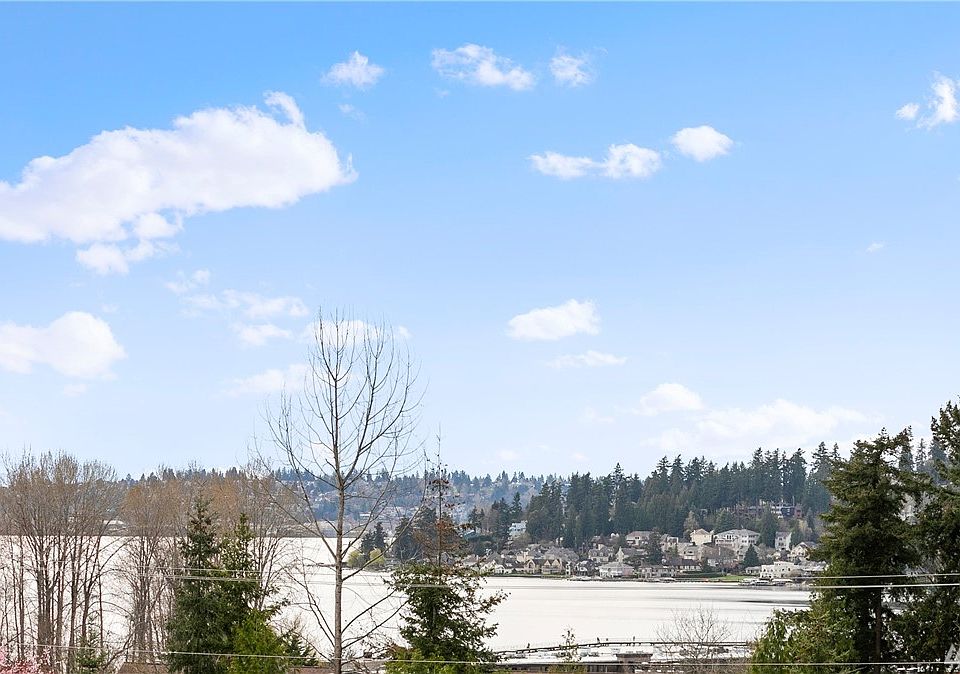 1st image of 11632 100th Ave NE APT 221