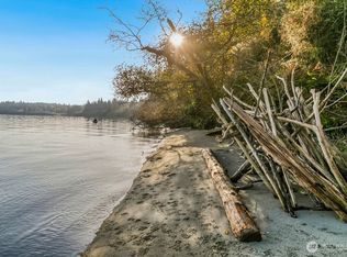 3984 NE Twin Spits Rd, Hansville, WA 98340