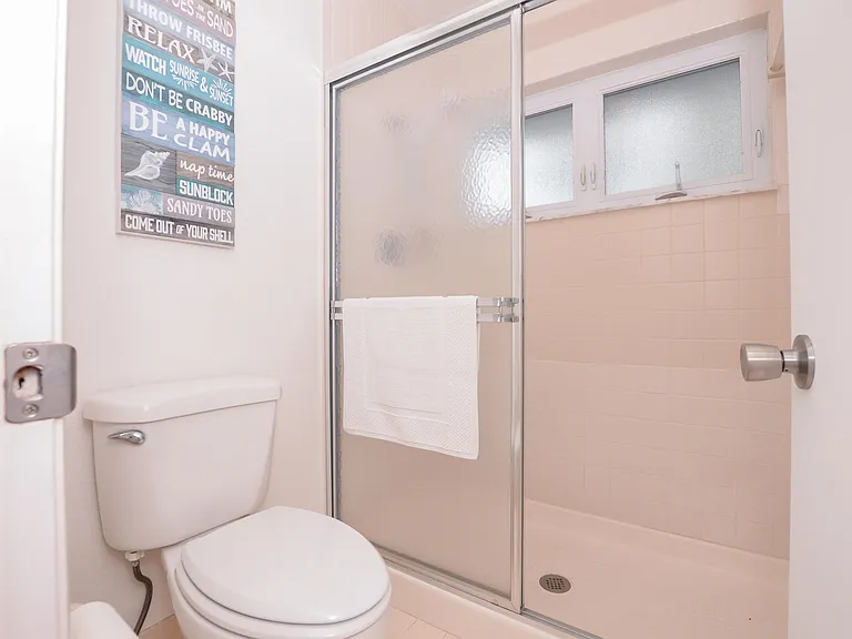 3267 NE Catamaran Ter — Photo 30