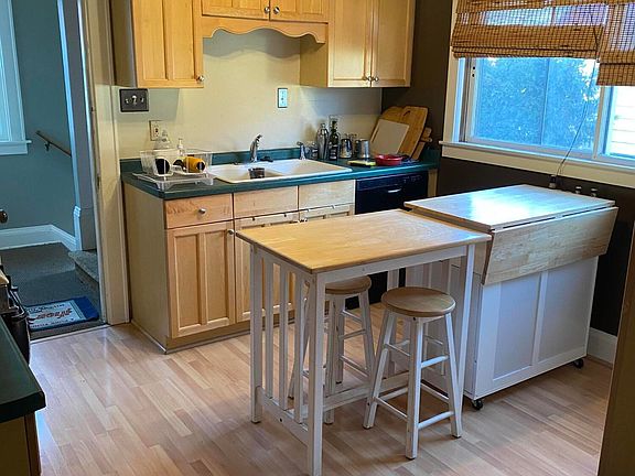 2nd image of 5408 W Wells St #5410