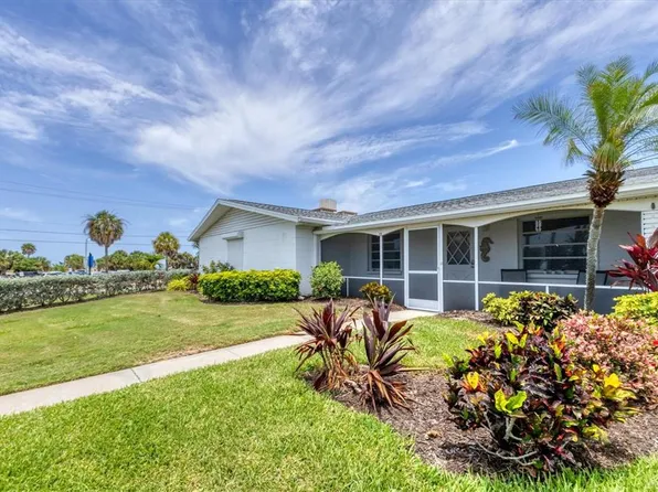 100 The Esplanade N APT 13, Venice, FL 34285