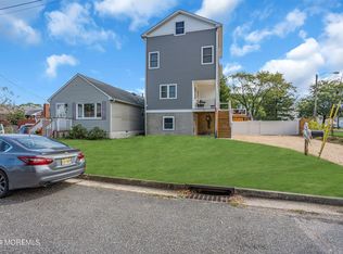 46 Hudson Ave, Middletown, NJ 07748