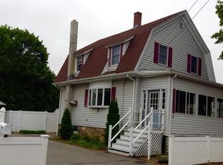 86 School St, Saugus, MA 01906
