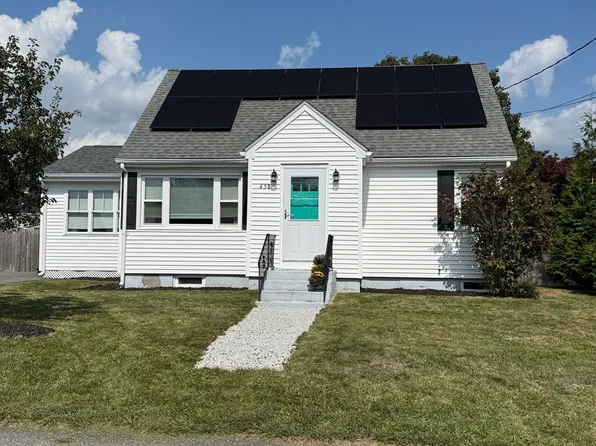 458 Kenneth Ave, Somerset, MA 02725