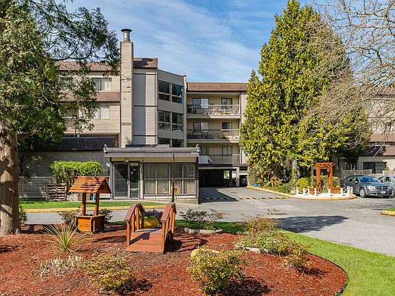 2nd image of 8200 Colonial Dr #376084