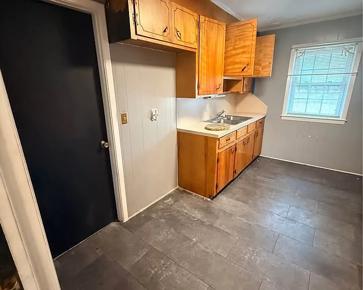 104 Bermuda Ct — Photo 3