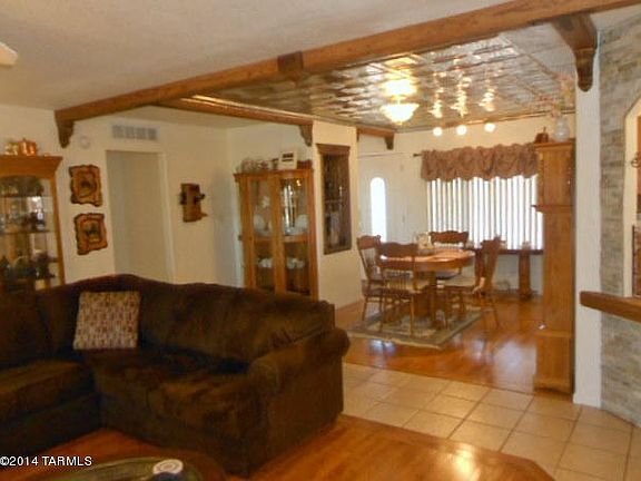 5th image of 2069 W Hilltop Ln