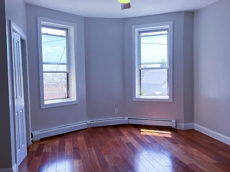 94 North St #4S — Photo 10