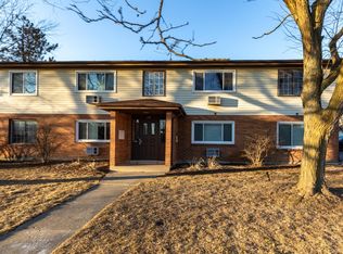 407 Poplar Ave #1W, Antioch, IL 60002