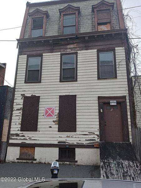 2nd image of 66 Robin Street