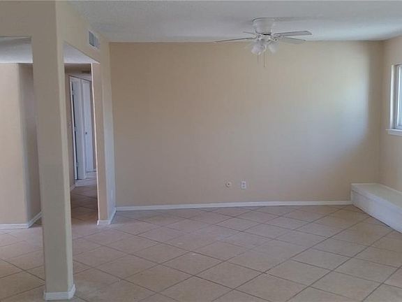 3rd image of 9312 Envoy Way