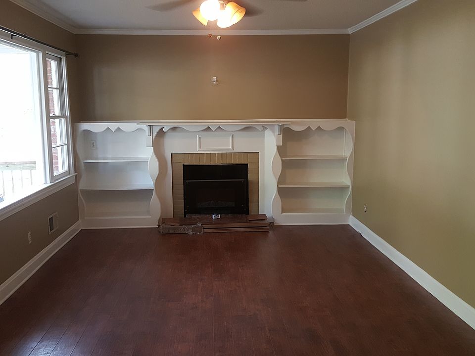 2nd image of 4 Hale Dr