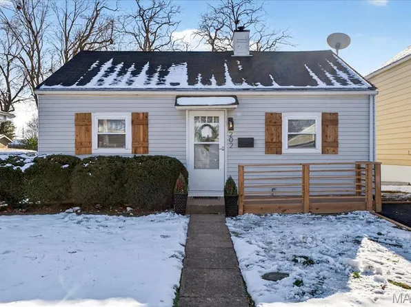 202 Monica Dr, Saint Louis, MO 63127