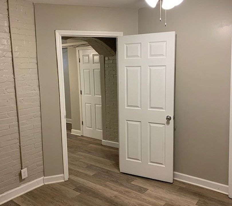 2nd image of 1415 S 3rd St #8824598