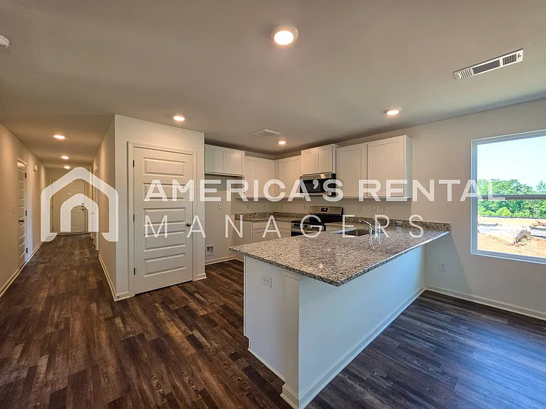 2400 Sky Dr — Photo 22