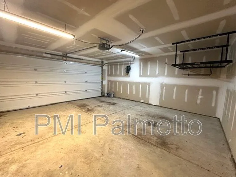 414 Hawkeye Ct — Photo 28