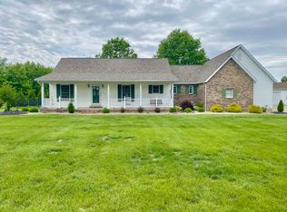 514 Country Club Rd, Centralia, IL 62801