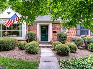 3151 Juniper Ln, Falls Church, VA 22044