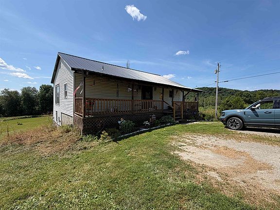 4th image of 457 Petit Road