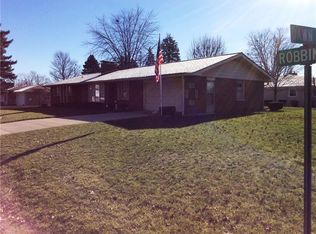 1121 Robin Dr, Anderson, IN 46013