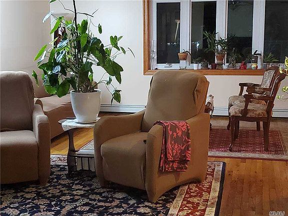 3rd image of 17 Bayswater Blvd
