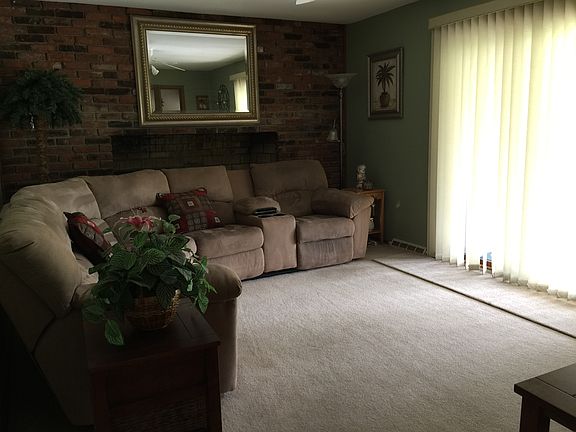 Family room/sliders to patio